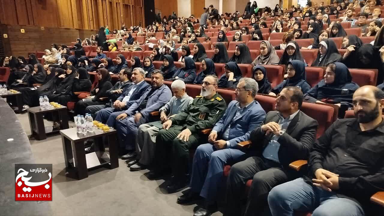 رویداد فرهنگی و هنری گیلان جلوه‌ای از پاسداشت ارزش‌های ایثار و مقاومت است 