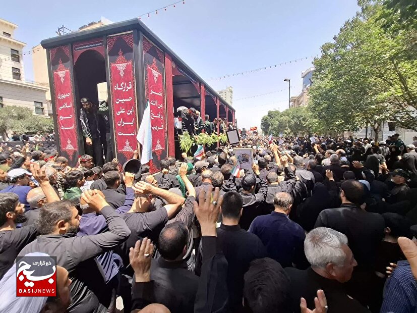 مراسم تشیع پیکر ۱۵ شهید در مشهد برگزار شد/ ۱۰ شهید جنایت رژیم صهیونیستی مشهدی هستند