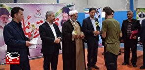 رئیس کل دادگستری استان سمنان از زندان شاهرود بازدید کرد/موافقت با اعطای ارفاقات قانونی به ۱۰۵۲ زندانی