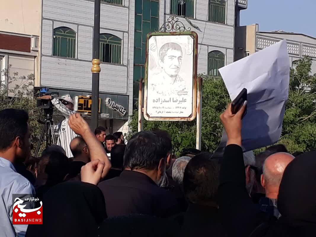 مردم کازرون در این جنگ تحمیلی با تقدیم سه شهید نوذری، عباسی و برجی دین خود را به ایران اسلامی ادا کردند+عکس