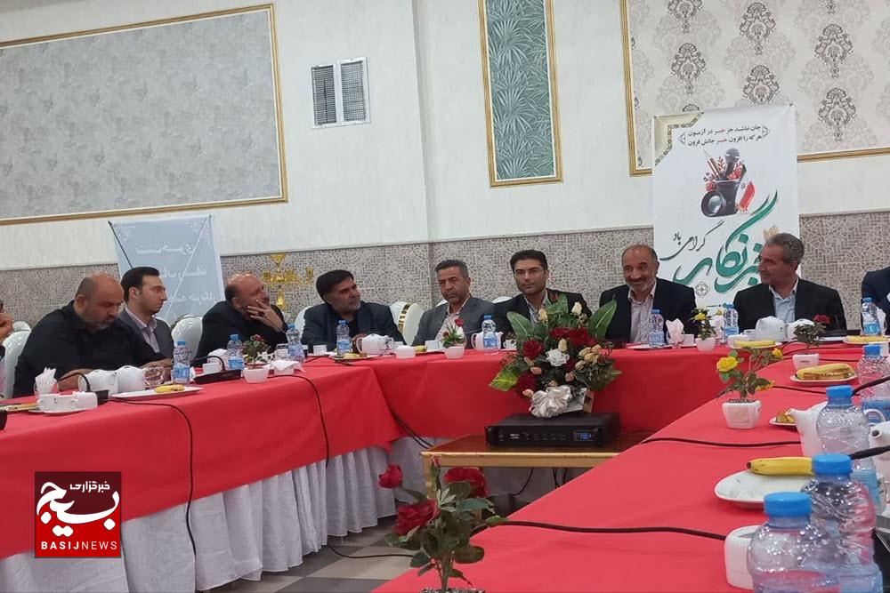 رسانه‌ها بازوی توانمند مدیریت در مسیر توسعه هستند