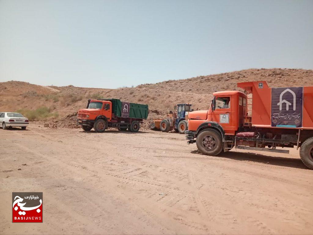 خدمت‌رسانی مهندسین بسیجی به زائران پیاده رضوی در مسیر های منتهی به مشهد مقدس 