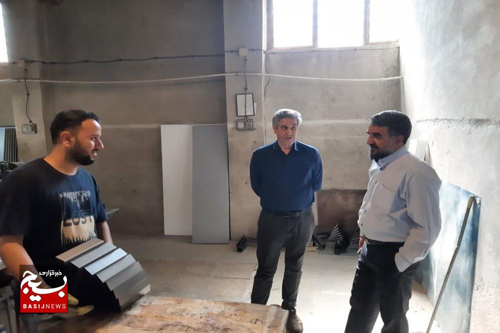 بازدید مسئول سازمان بسیج کارگران و کارخانجات استان همدان از واحدهای تولیدی شهرک صنعتی بوعلی