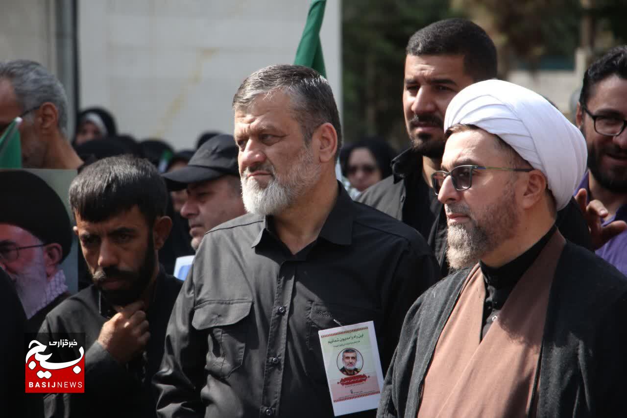 پیادهروی دلسوختگان و جاماندگان اربعین در قزوین برگزار شد پیادهروی دلسوختگان و جاماندگان اربعین در قزوین برگزار شد