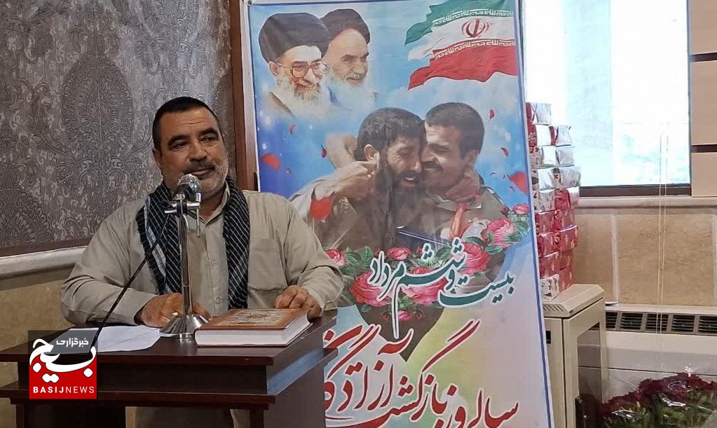 روایت یک آزاده از نبرد فرهنگی در اسارت با فرماندهی «گروه ضربت»+فیلم و تصاویر