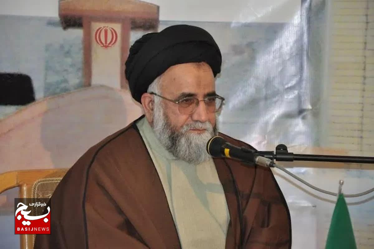 نقش محوری نماز جمعه در هدایت جامعه و تبیین ابعاد گسترده امر به معروف و نهی از منکر