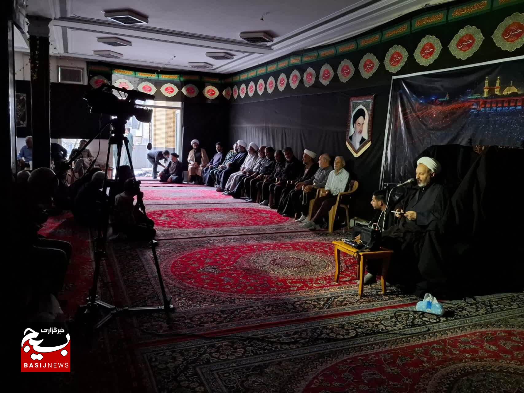 پیوستن به کتاب خدا و سنت پیامبر عامل جدایی از فتنه‌ها است