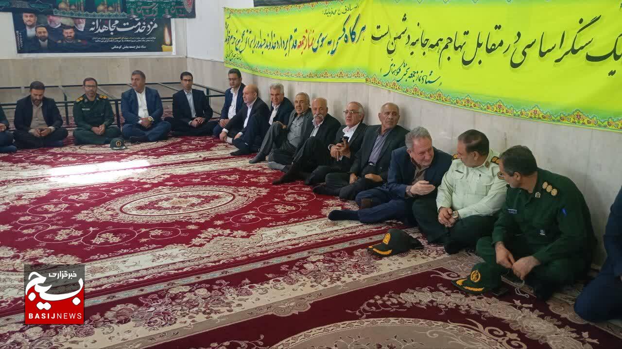 اینبار با زمزمه زیبای «به عشق امام حسین(ع) میبخشم» اینبار با زمزمه زیبای «به عشق امام حسین(ع) میبخشم»