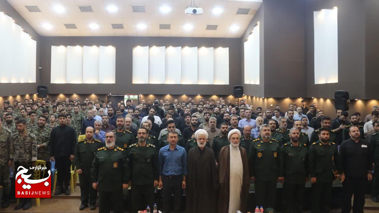 بصیرت مردم، دشمن را دچار خطای محاسباتی کرده است 