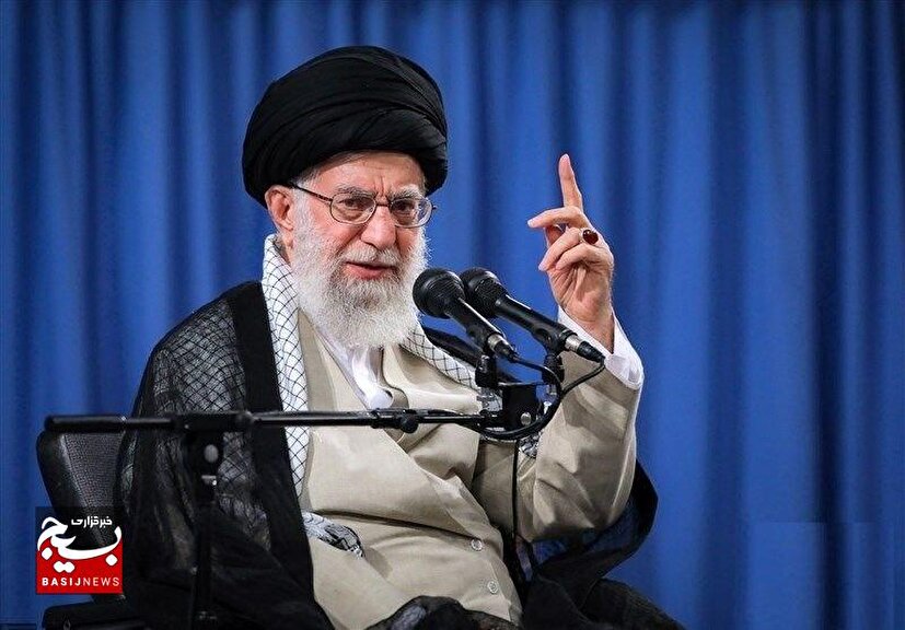 پیامی با کمتر از ۴۴۰ کلمه، امّا بسیار مهم و قابل تأمل/ چرا پیام دیروز امام خامنه‌ای، یک پیام راهبردی است؟