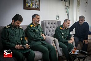 دیدار سردار مسلمی با خانواده همسر شهید دانشمند هسته‌ای شهید سید مصطفی ساداتی