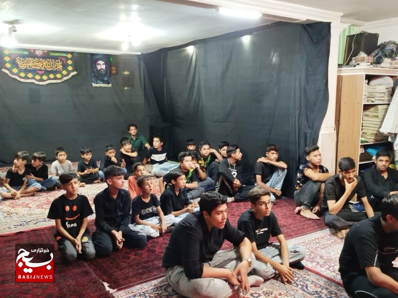 افتخار میزبانی هیئت جوانان حضرت علی اکبر (ع)روستای کاریزنو بخش نصرآباد از مراسم عزاداری شهادت حضرت رقیه (س) افتخار میزبانی هیئت جوانان حضرت علی اکبر (ع)روستای کاریزنو بخش نصرآباد از مراسم عزاداری شهادت حضرت رقیه (س)
