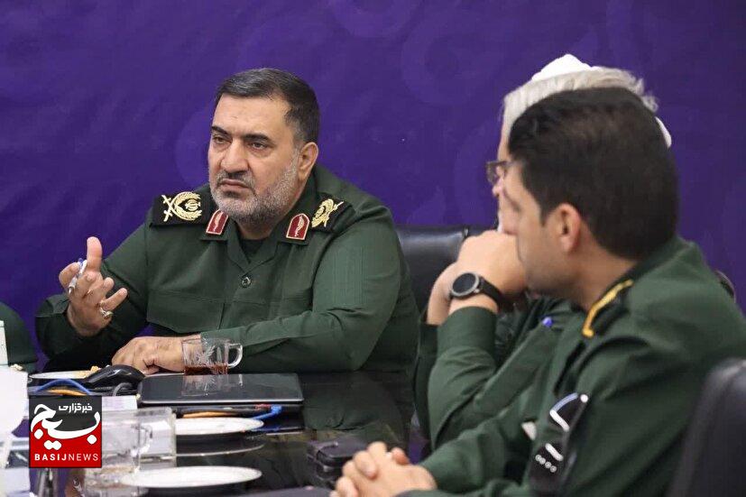 دیدار فرمانده سپاه ثارالله استان کرمان، با دکتر هاشمیان به مناسبت روز پزشک