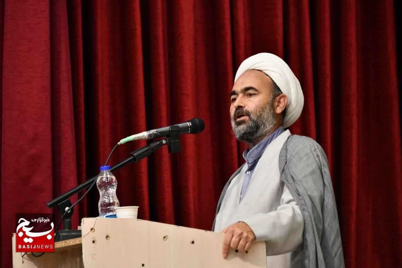 گردهمایی خانوادگی بسیجیان پالایشگاه تبریز؛ تقویت بنیان خانواده در پرتو فرهنگ ایثار و اخلاق