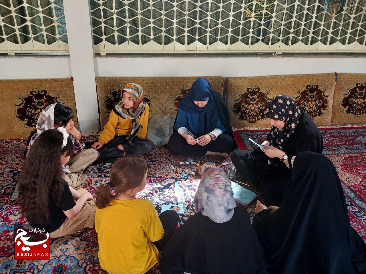 کار جهادی آدم را نمک گیر می کند