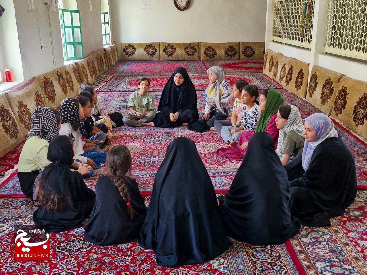 کار جهادی آدم را نمک گیر می کند