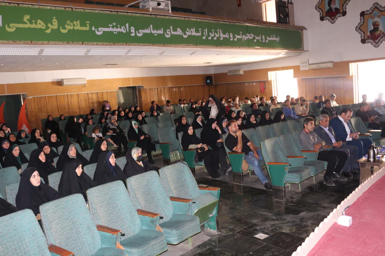 کارگاه آموزشی پرسشگران در آذربایجان شرقی؛ گامی برای ارتقای دانش و مهارت