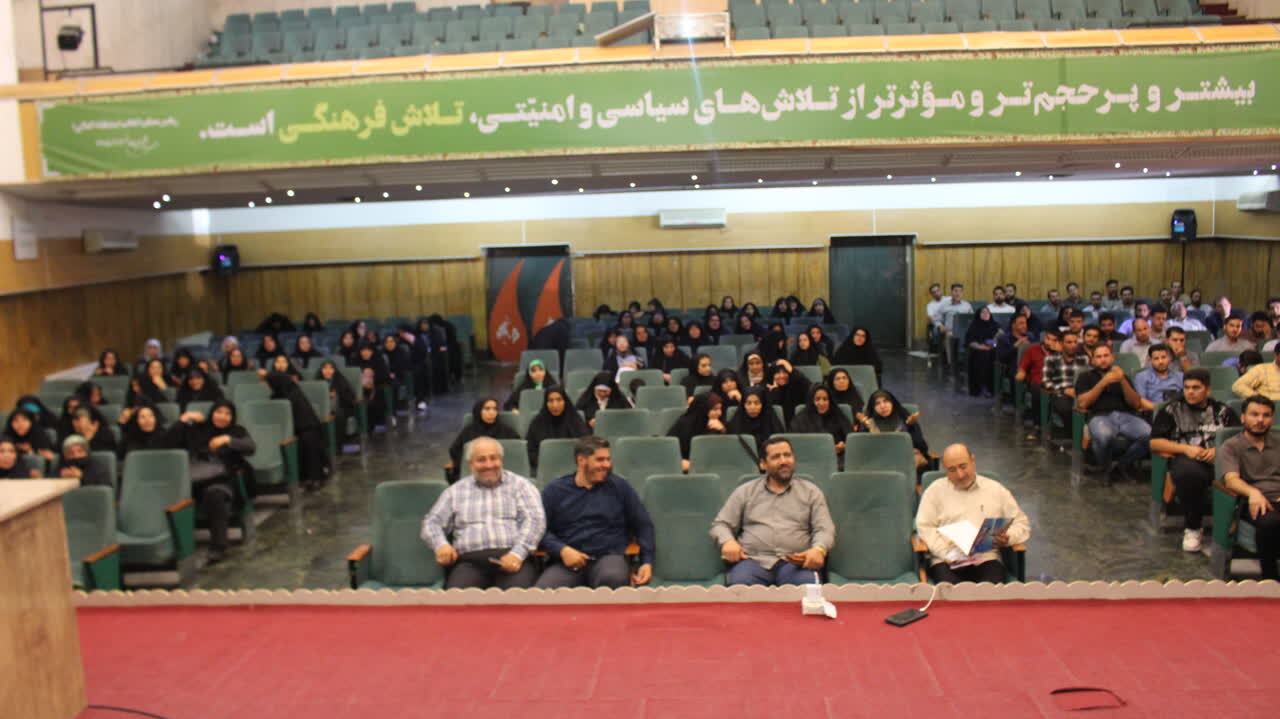 کارگاه آموزشی پرسشگران در آذربایجان شرقی؛ گامی برای ارتقای دانش و مهارت