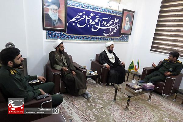 قدردانی فرمانده ناحیه مقاومت کنگان از امام جمعه سیراف