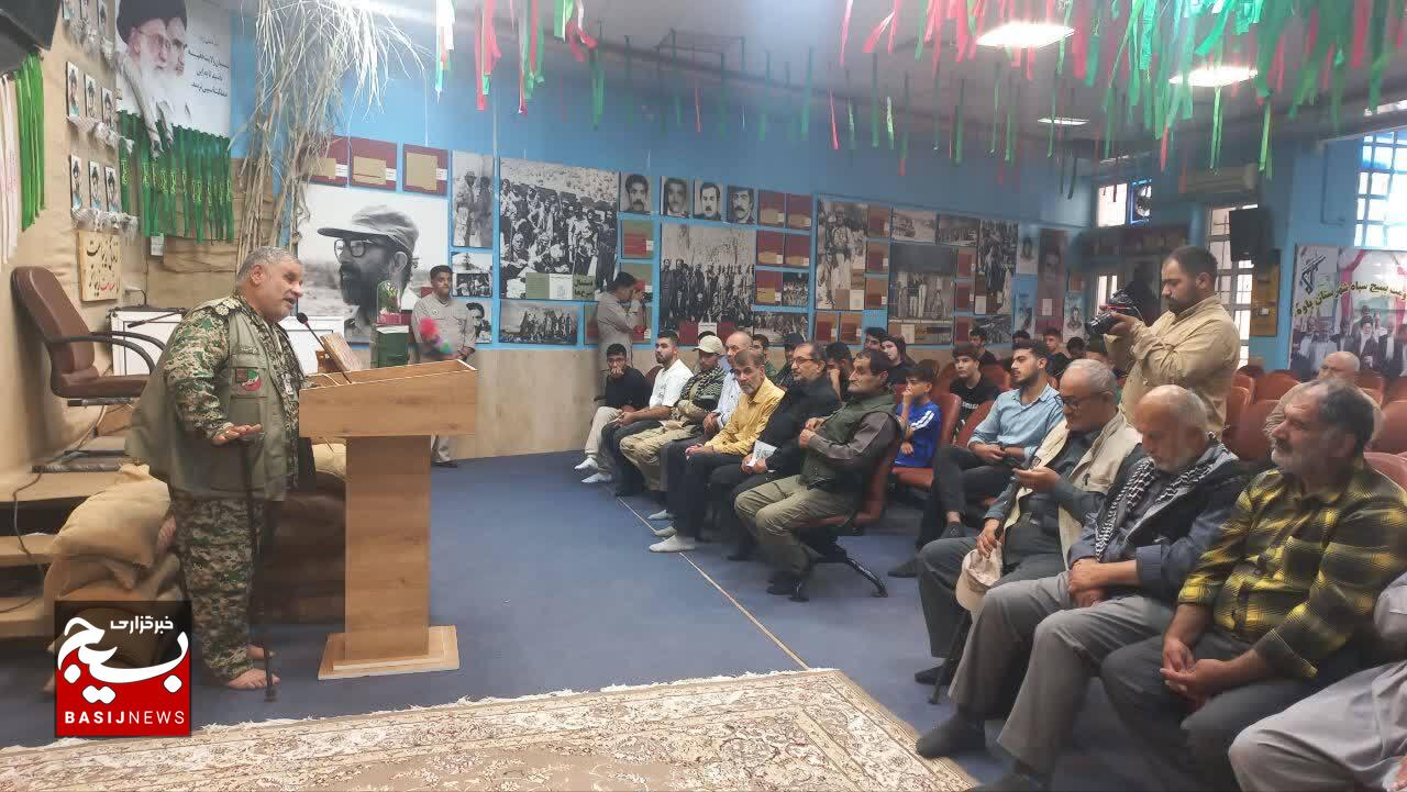 بازدید۲۰۰ زائر بسیجی گیلانی از یادمان‌های دفاع مقدس در استان کرمانشاه