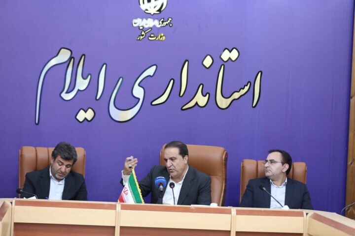 استاندار: استقرار ارتش در ایلام سرمایهگذاری و اشتغال را تقویت میکند استاندار: استقرار ارتش در ایلام سرمایهگذاری و اشتغال را تقویت میکند