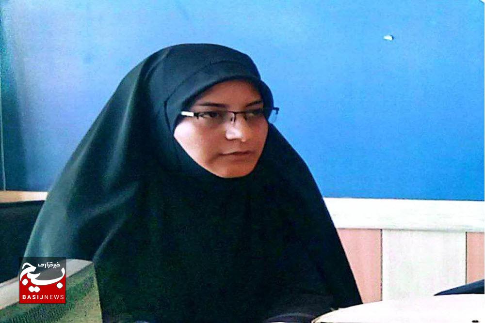 بانوان همیار محله نقش مؤثری در پشتیبانی از مردم و نیروهای میدانی دارند
