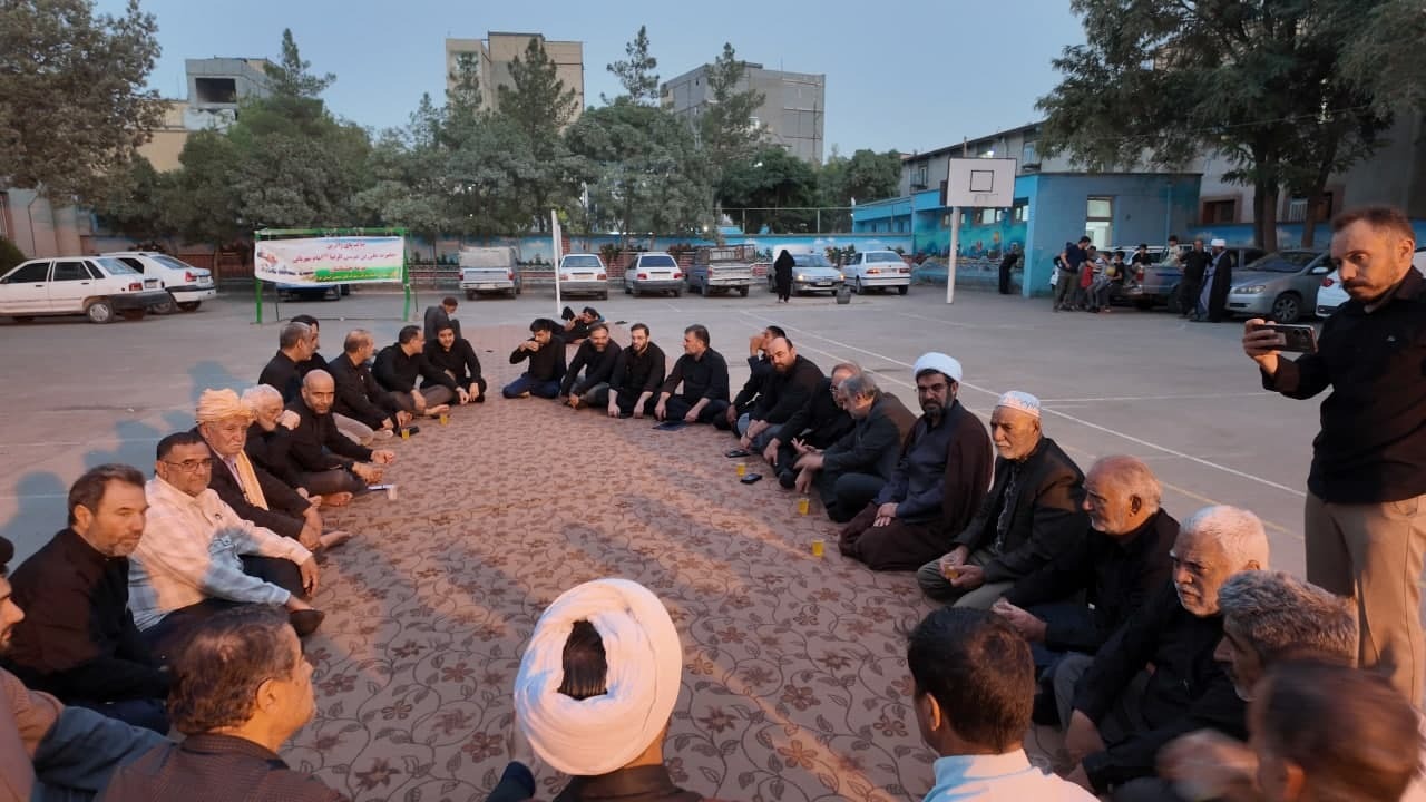 پیوند خدمت عاشقانه جبهه تولید با دل زائران پیاده رضوی