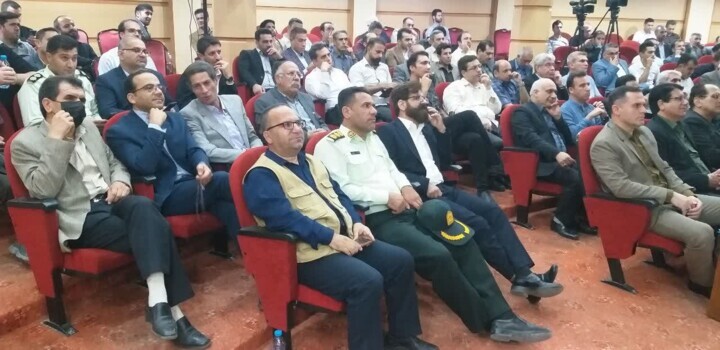فرمانده سپاه ایلام: خبرنگاران خط مقدم جبهه حقیقت هستند
