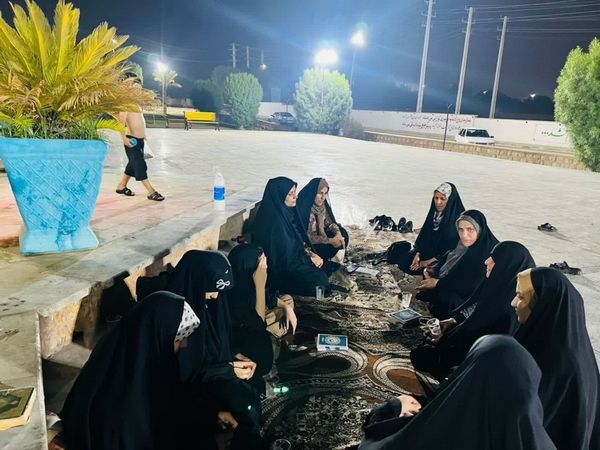 تجلیل از  خواهران مداح و ذاکرین اهل بیت در دلوار