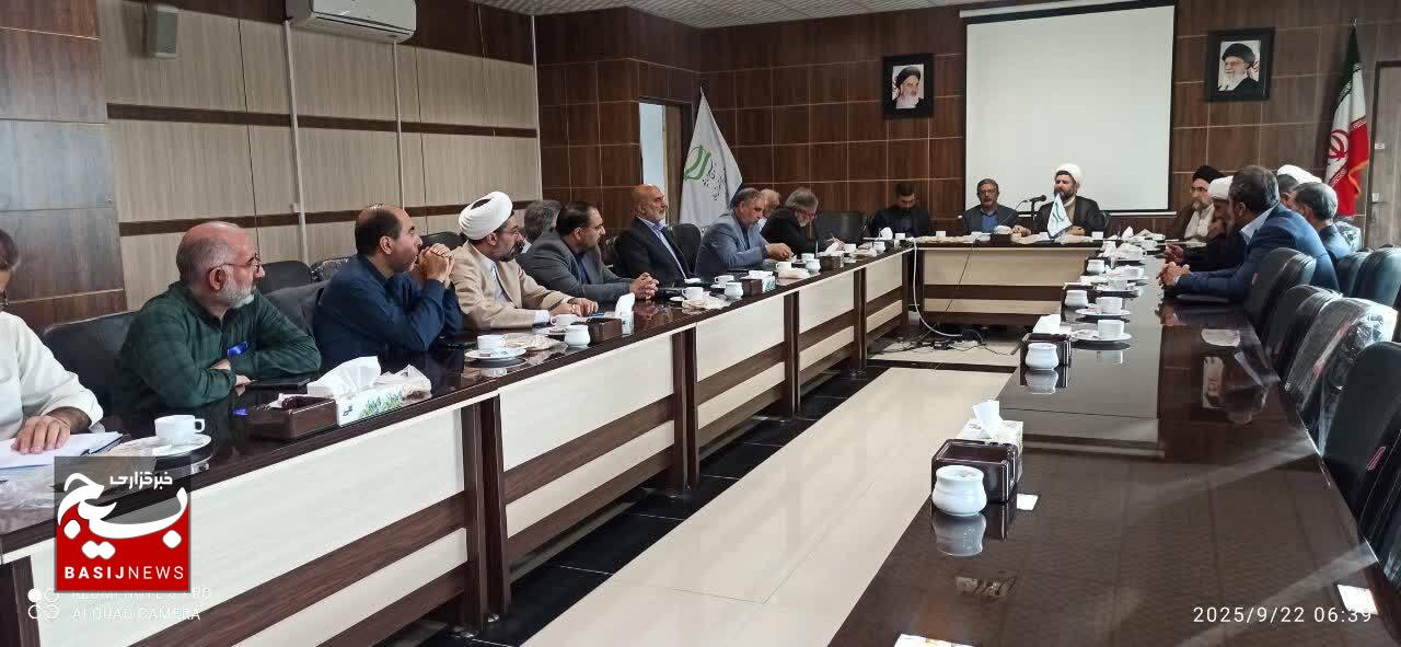 برگزاری جلسه هیئت اندیشه‌ورز دانشگاهیان خراسان رضوی