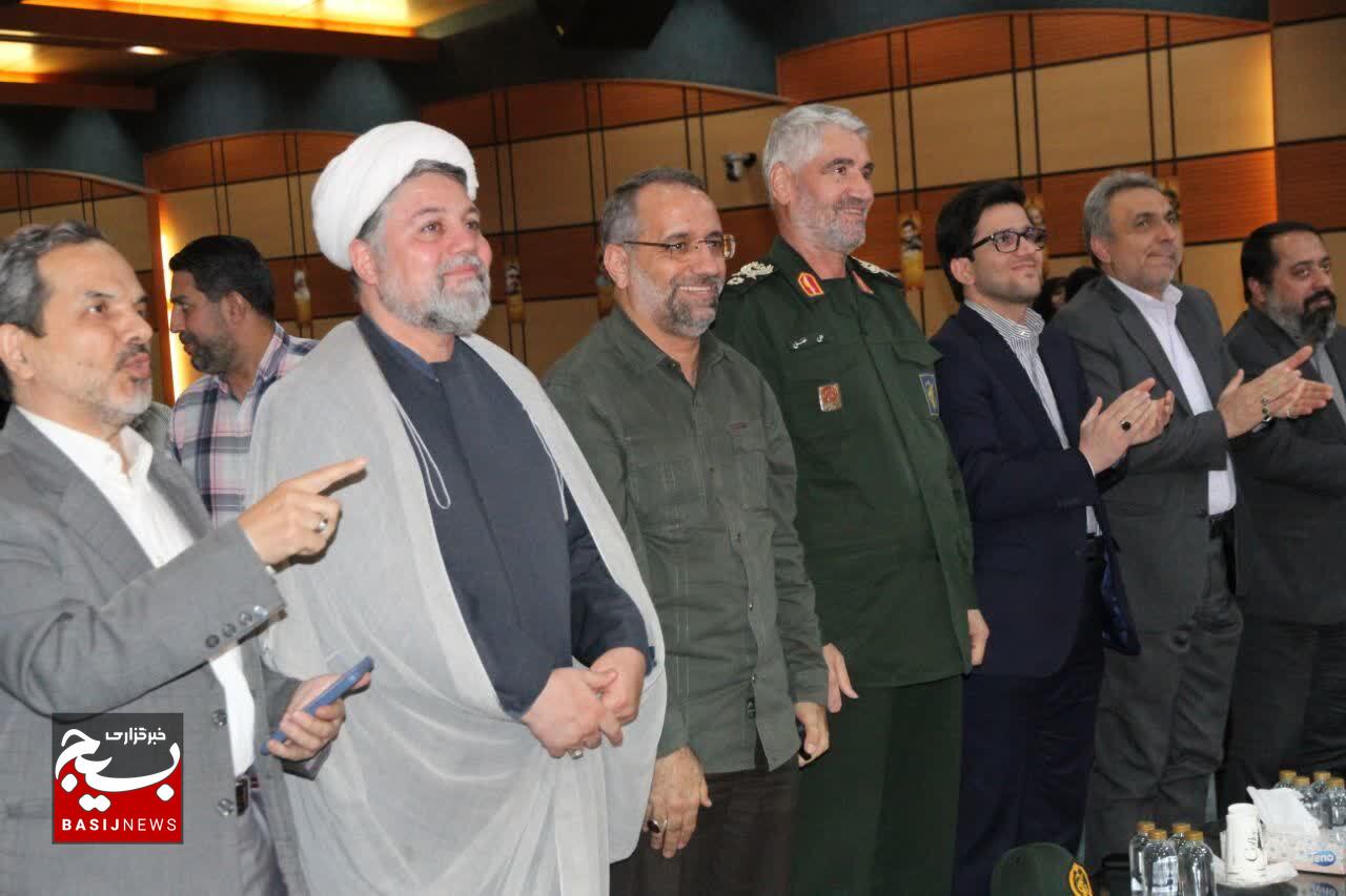 برگزاری باشکوه مراسم “یاد یاران” در شرکت ملی پالایش و پخش فرآوردههای نفتی ایران به مناسبت هفته دفاع مقدس برگزاری باشکوه مراسم “یاد یاران” در شرکت ملی پالایش و پخش فرآوردههای نفتی ایران به مناسبت هفته دفاع مقدس