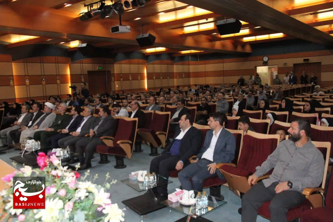 برگزاری باشکوه مراسم “یاد یاران” در شرکت ملی پالایش و پخش فرآوردههای نفتی ایران به مناسبت هفته دفاع مقدس برگزاری باشکوه مراسم “یاد یاران” در شرکت ملی پالایش و پخش فرآوردههای نفتی ایران به مناسبت هفته دفاع مقدس