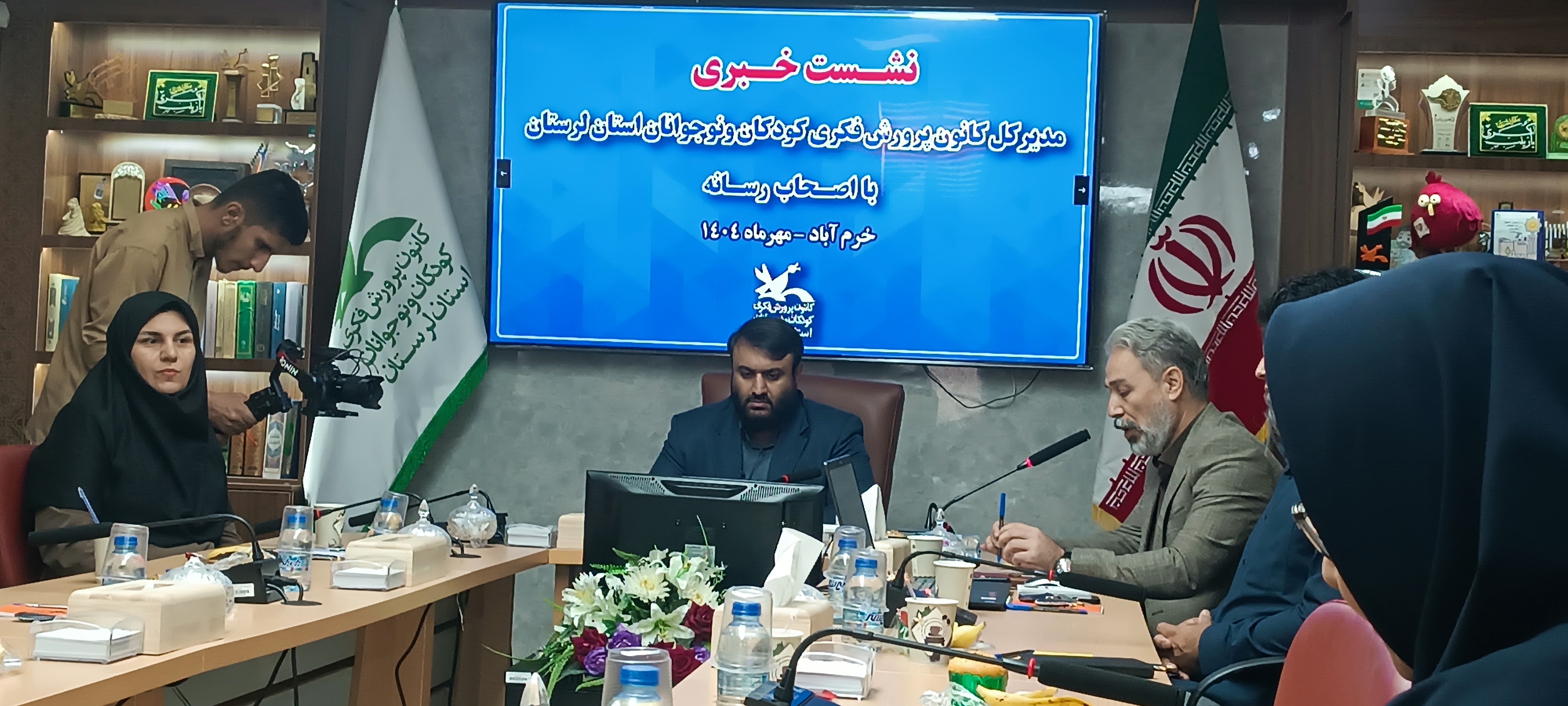 لرستان؛ ۳۶۰ برنامه هفته ملی کودک با محور خانواده و نخستین یادواره شهدای کودک و نوجوان کلید خورد