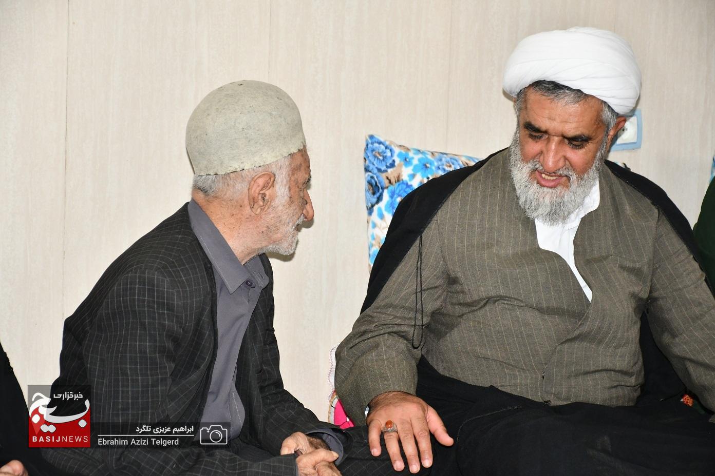 دیدار و تجلیل نماینده ولی فقیه در سپاه فتح از خانواده شهدا + (تصاویر)