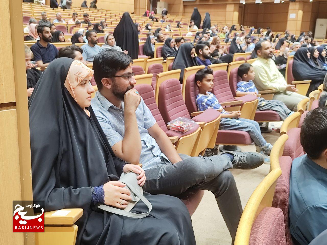 برگزاری همایش سبک زندگی ایرانی اسلامی با محوریت تغذیه سالم در کرمان +تصاویر برگزاری همایش سبک زندگی ایرانی اسلامی با محوریت تغذیه سالم در کرمان +تصاویر