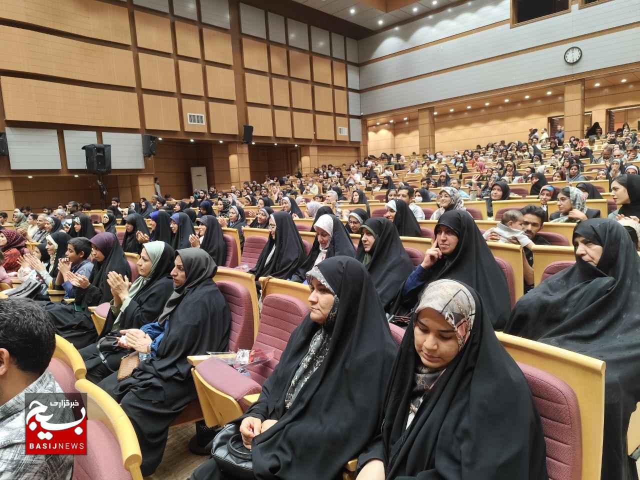 برگزاری همایش سبک زندگی ایرانی اسلامی با محوریت تغذیه سالم در کرمان +تصاویر برگزاری همایش سبک زندگی ایرانی اسلامی با محوریت تغذیه سالم در کرمان +تصاویر