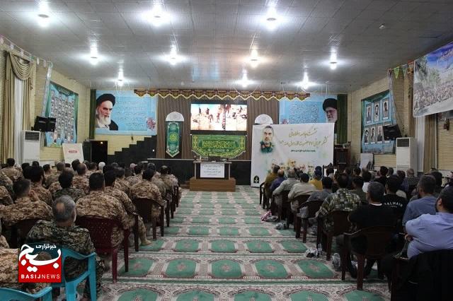 نشست جامعه اطلاعاتی لشکر ۲۷ محمد رسول‌الله (ص) با حضور فرمانده نیروی زمینی سپاه برگزار شد