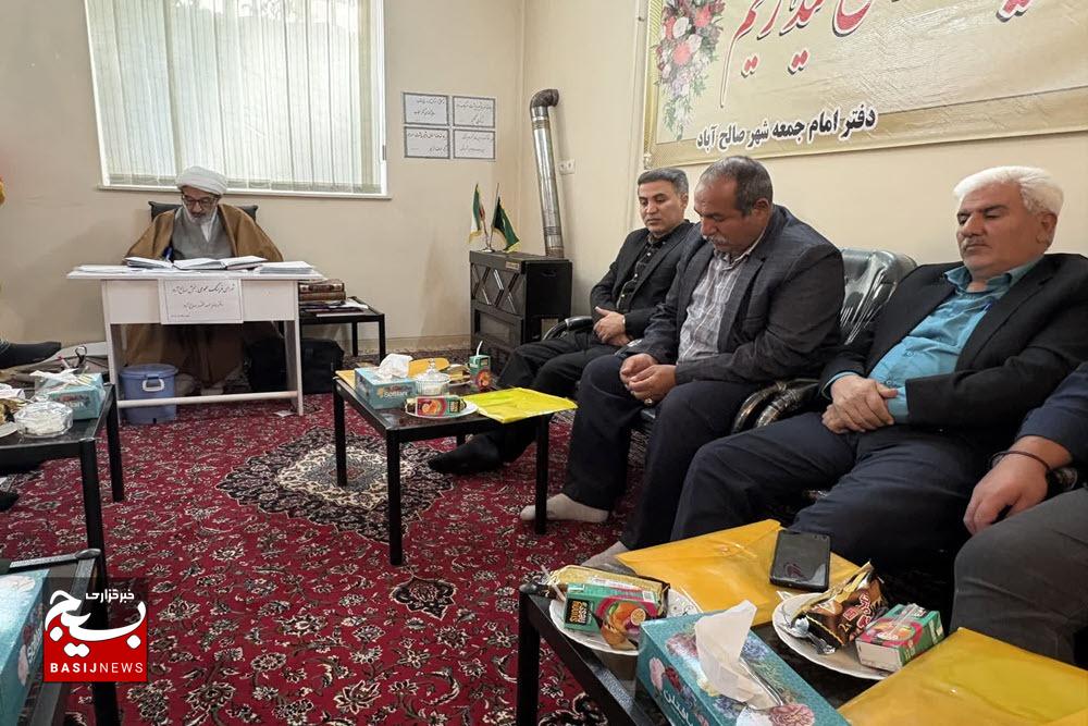 همه مسئولین در مقابله با آسیبهای اجتماعی پای کار باشند