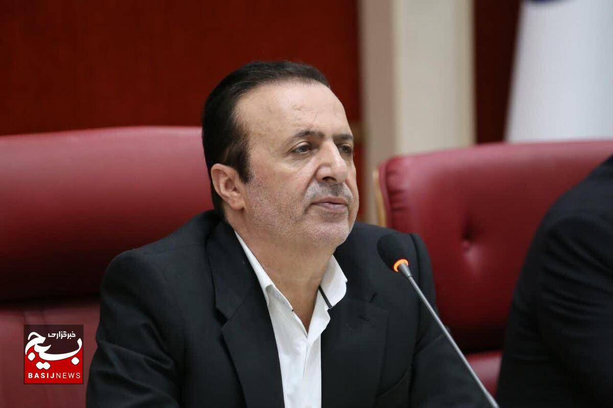 خیرین مدرسه‌ساز با خدا معامله می‌کنند و در توسعه استان سهیم‌اند