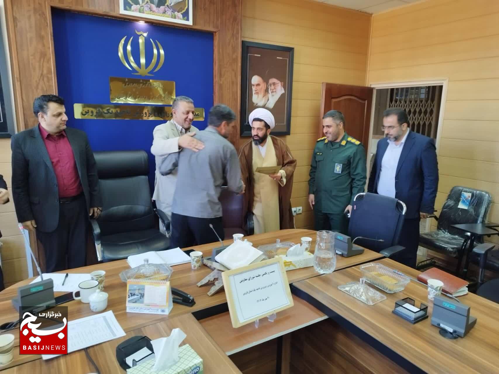 ایمان و اعتقاد، عامل ماندگاری نظام اسلامی در برابر توطئه‌های دشمنان است