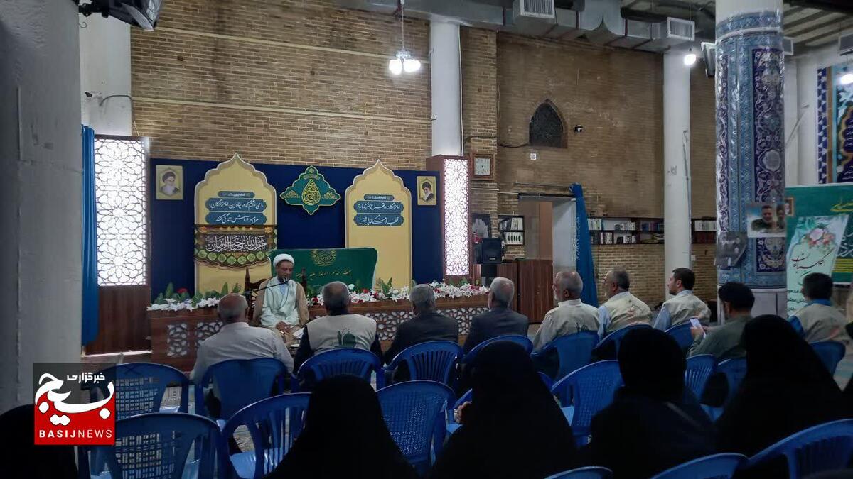 جلسه هفتگی خدام‌الرضا علیه‌السلام در امام زادگان شهرکرد