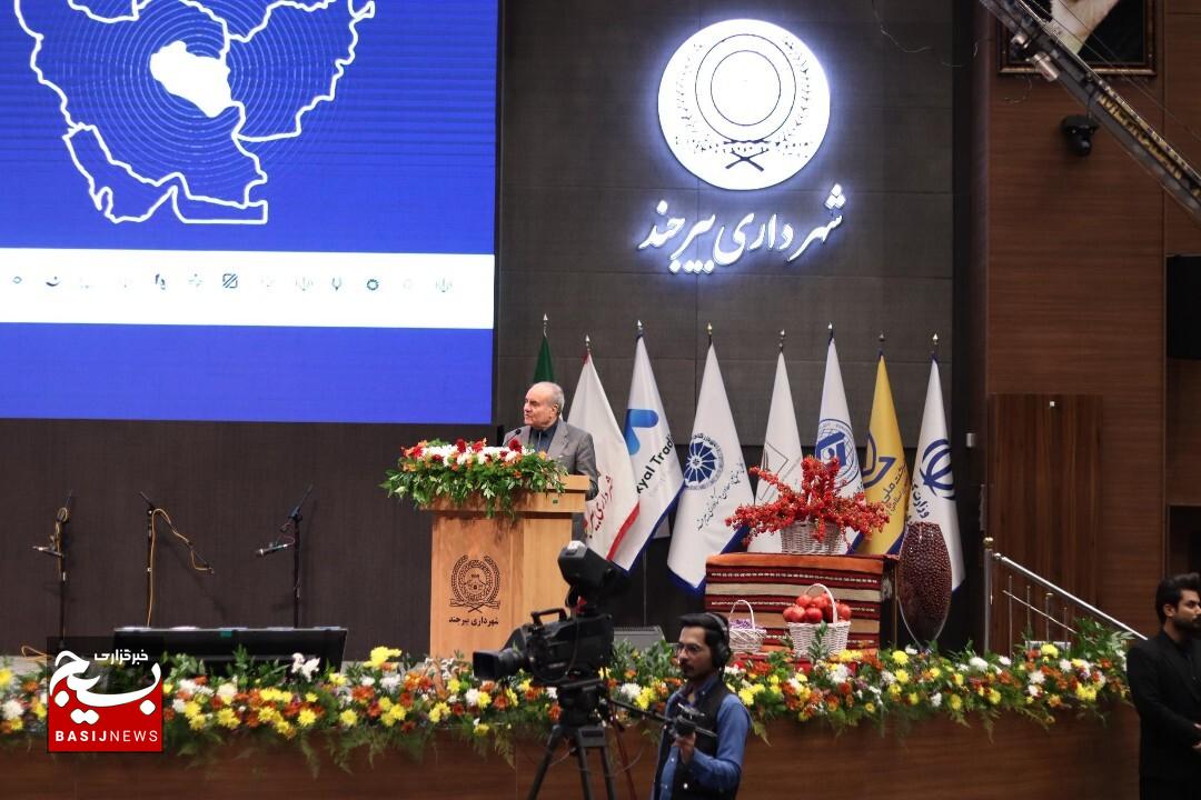 ایران و افغانستان دشمن مشترک دارند؛ ظرفیتشناسی، کلید توسعه روابط اقتصادی دو کشور است ایران و افغانستان دشمن مشترک دارند؛ ظرفیتشناسی، کلید توسعه روابط اقتصادی دو کشور است