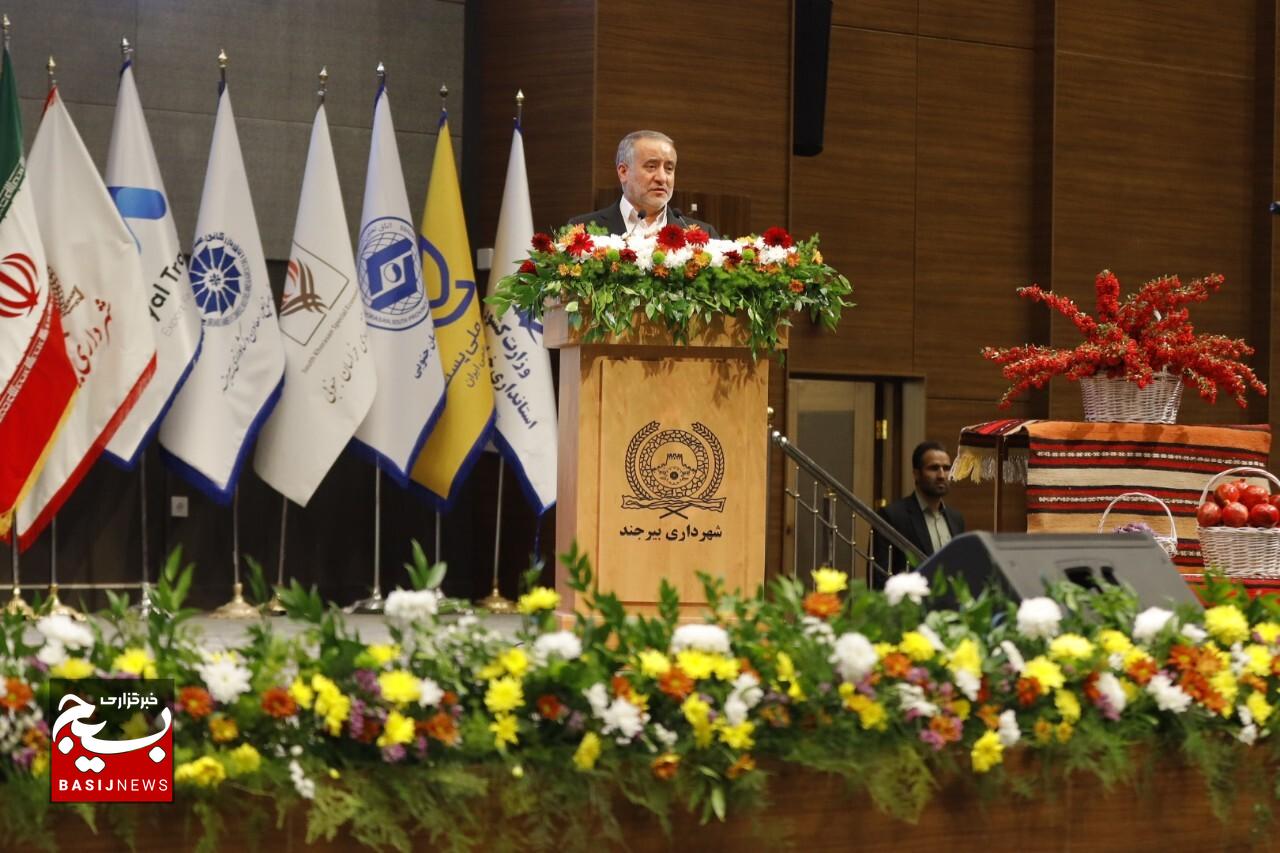 رشد بیش از ۱۲۵ درصدی تجارت خراسان جنوبی با افغانستان/دیپلماسی اقتصادی مرزی انقلاب ایجاد کرده است