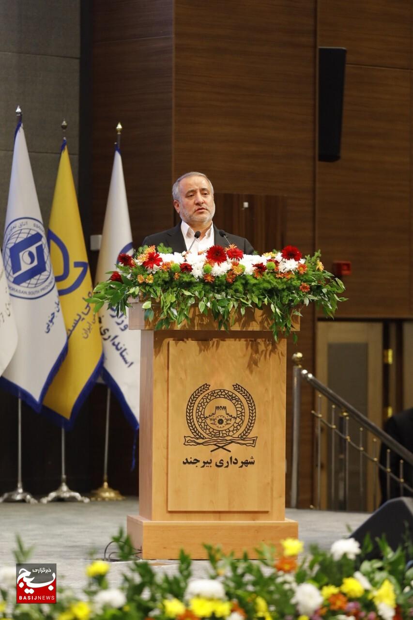 رشد بیش از ۱۲۵ درصدی تجارت خراسان جنوبی با افغانستان/دیپلماسی اقتصادی مرزی انقلاب ایجاد کرده است