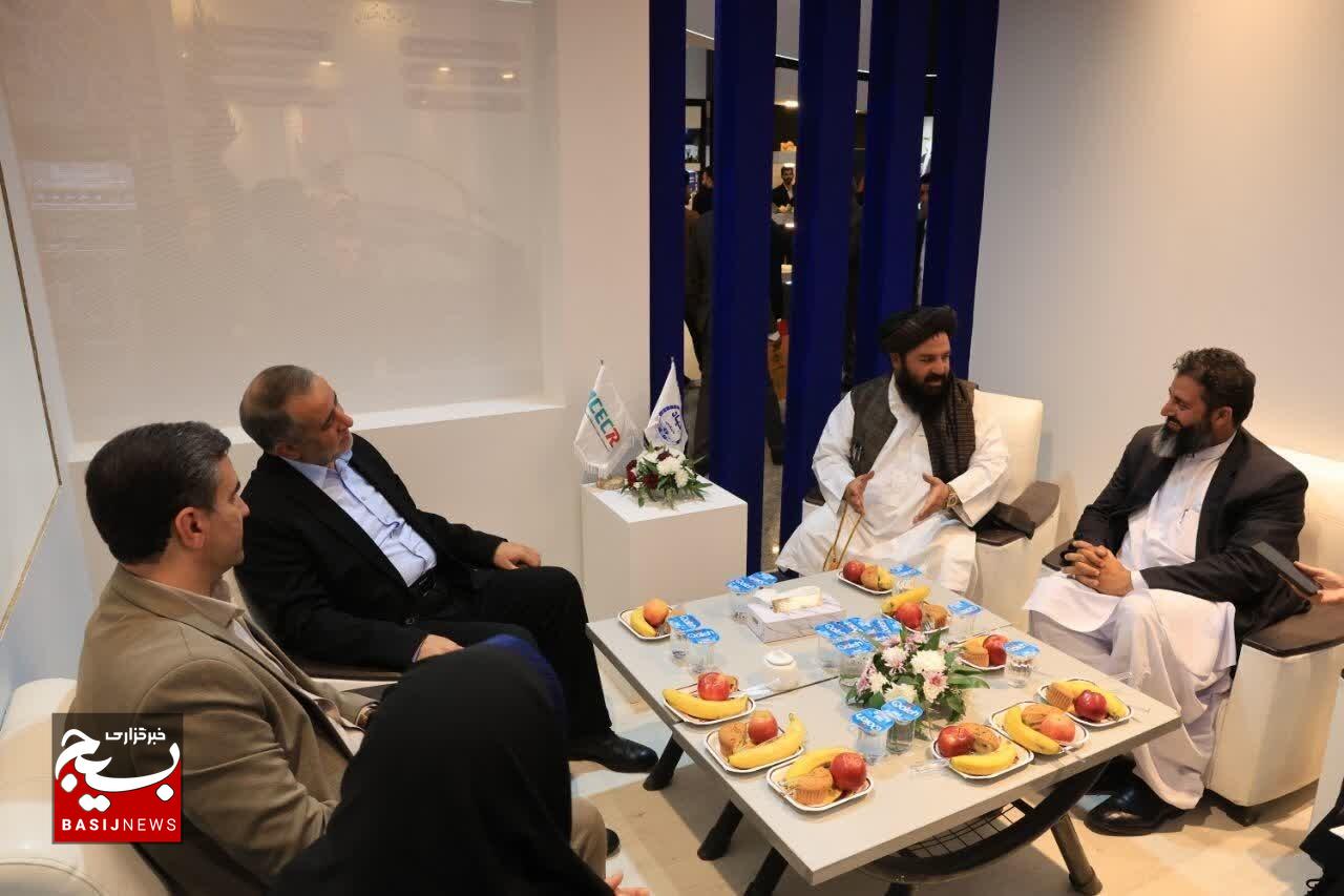 مرز امن خراسان جنوبی؛ دروازه طلایی توسعه تجارت ایران و افغانستان مرز امن خراسان جنوبی؛ دروازه طلایی توسعه تجارت ایران و افغانستان