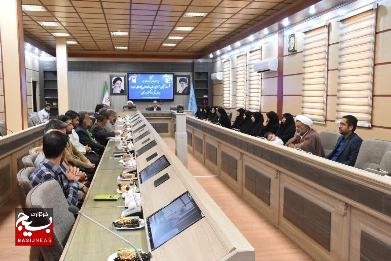 بسیج نماد ایمان، ایستادگی و مسئولیت‌پذیری اجتماعی است/در دفاع از ارزش‌های اسلامی نباید عقب‌نشینی کنیم