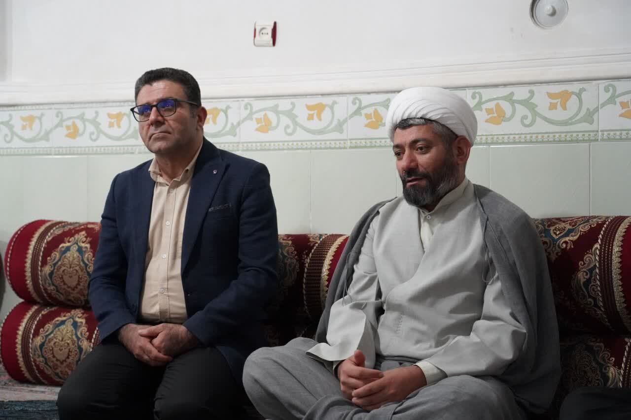 دیدار بسیج دانشجویی دانشگاه علوم پزشکی یاسوج با خانواده شهدا