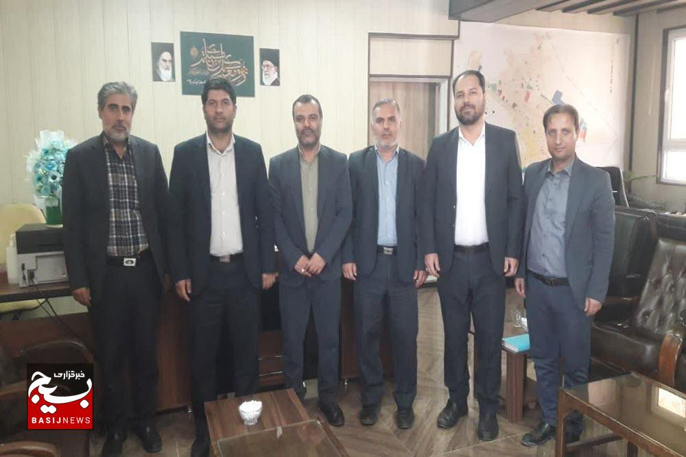 گسترش خدمات حقوقی رایگان برای جامعه ایثارگران همدانی