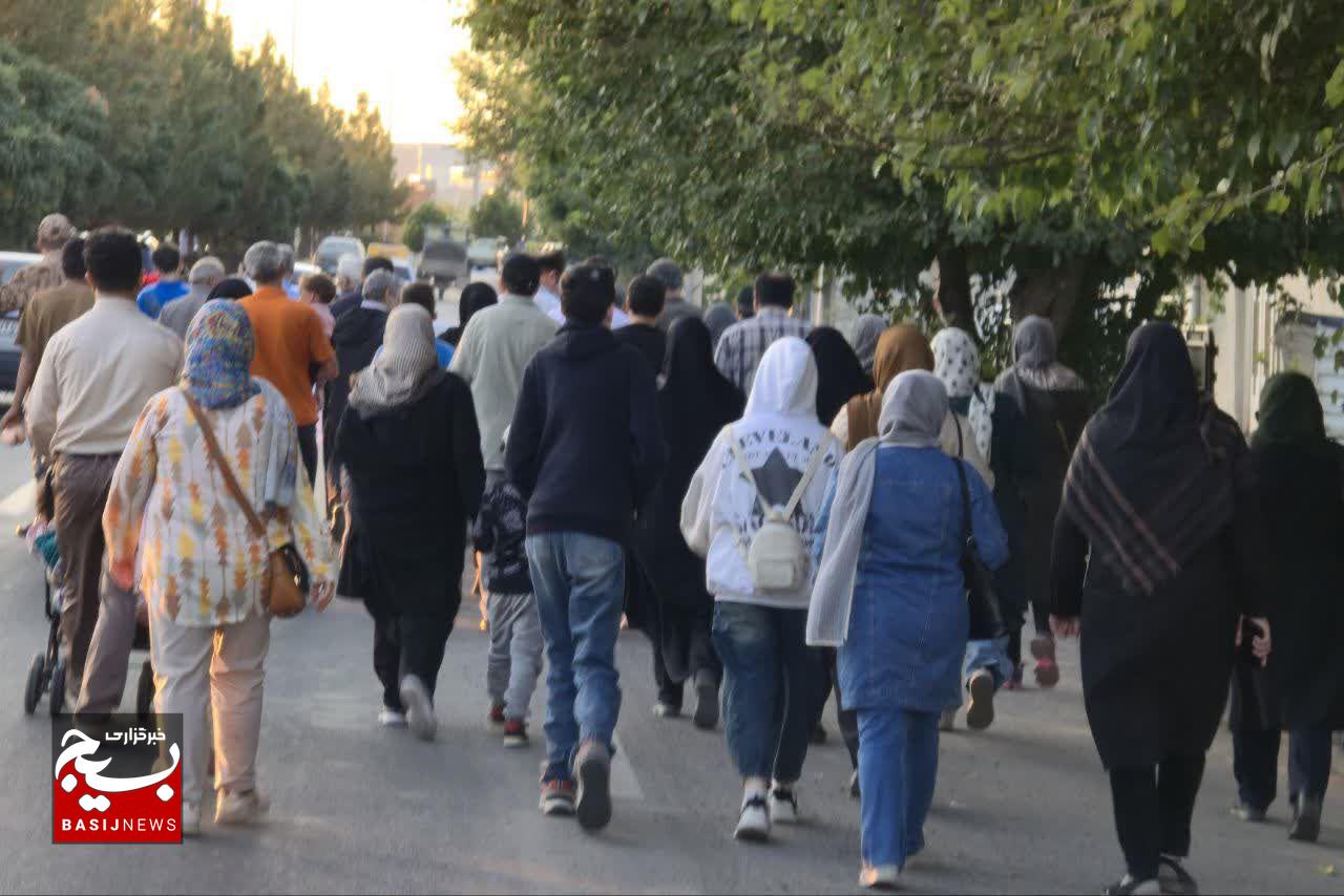 برگزاری همایش پیاده روی خانوادگی در میانه
