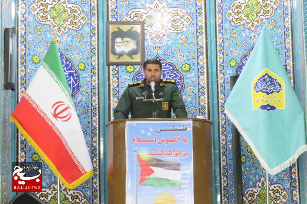 درس‌های دفاع مقدس، چراغ راه امروز جوانان انقلابی است